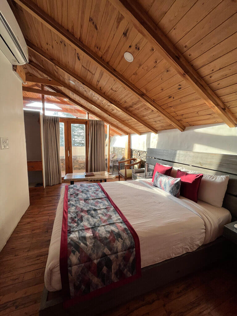 BISHNOG ROOM2 Pic 6476