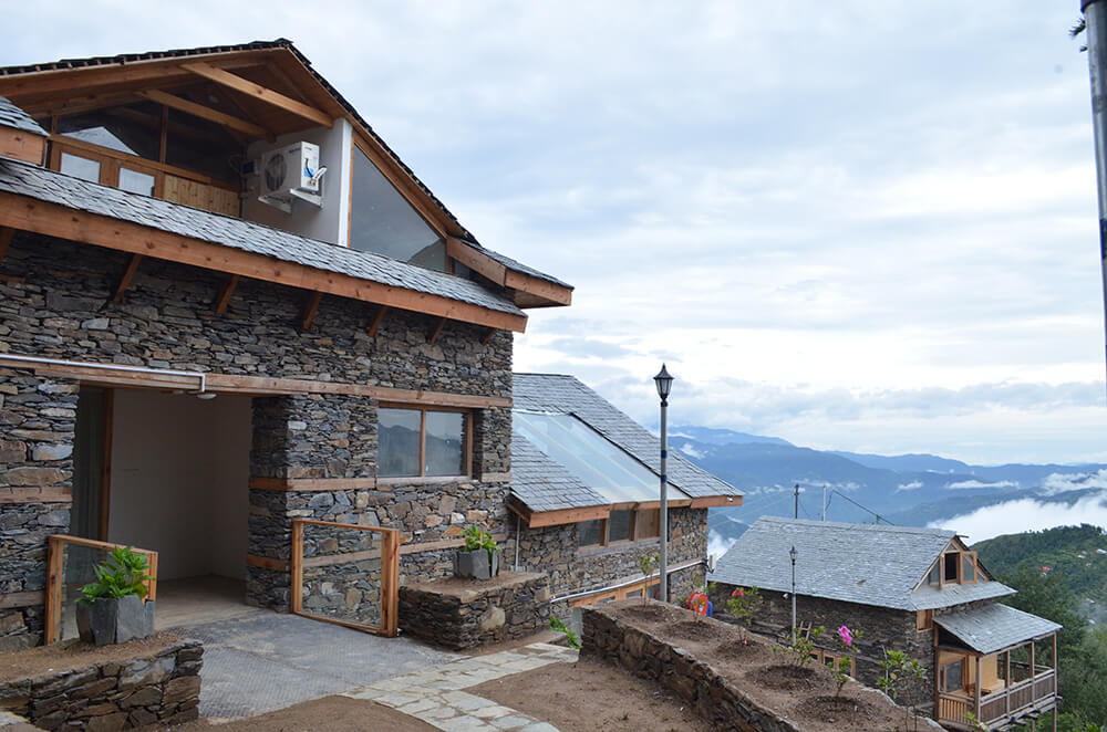 Bishnog Outside view2