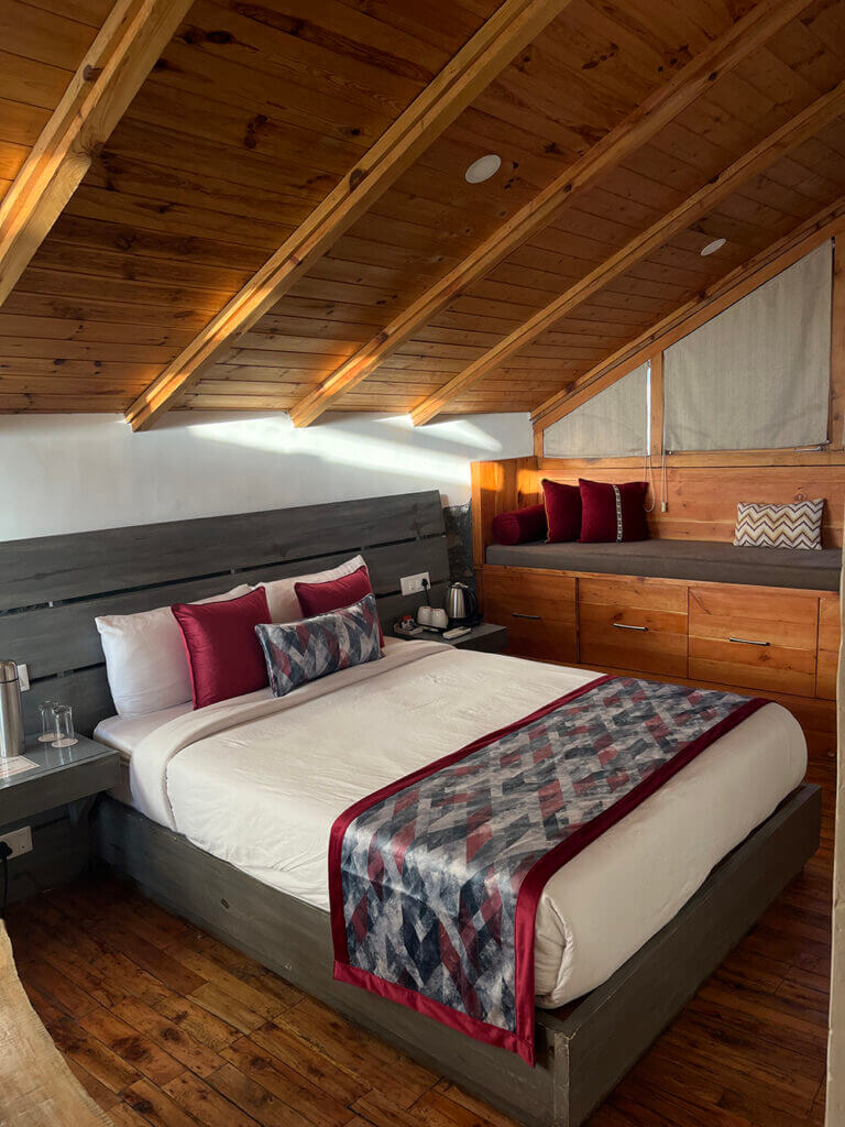 Bishnog Room2- Pic 567687